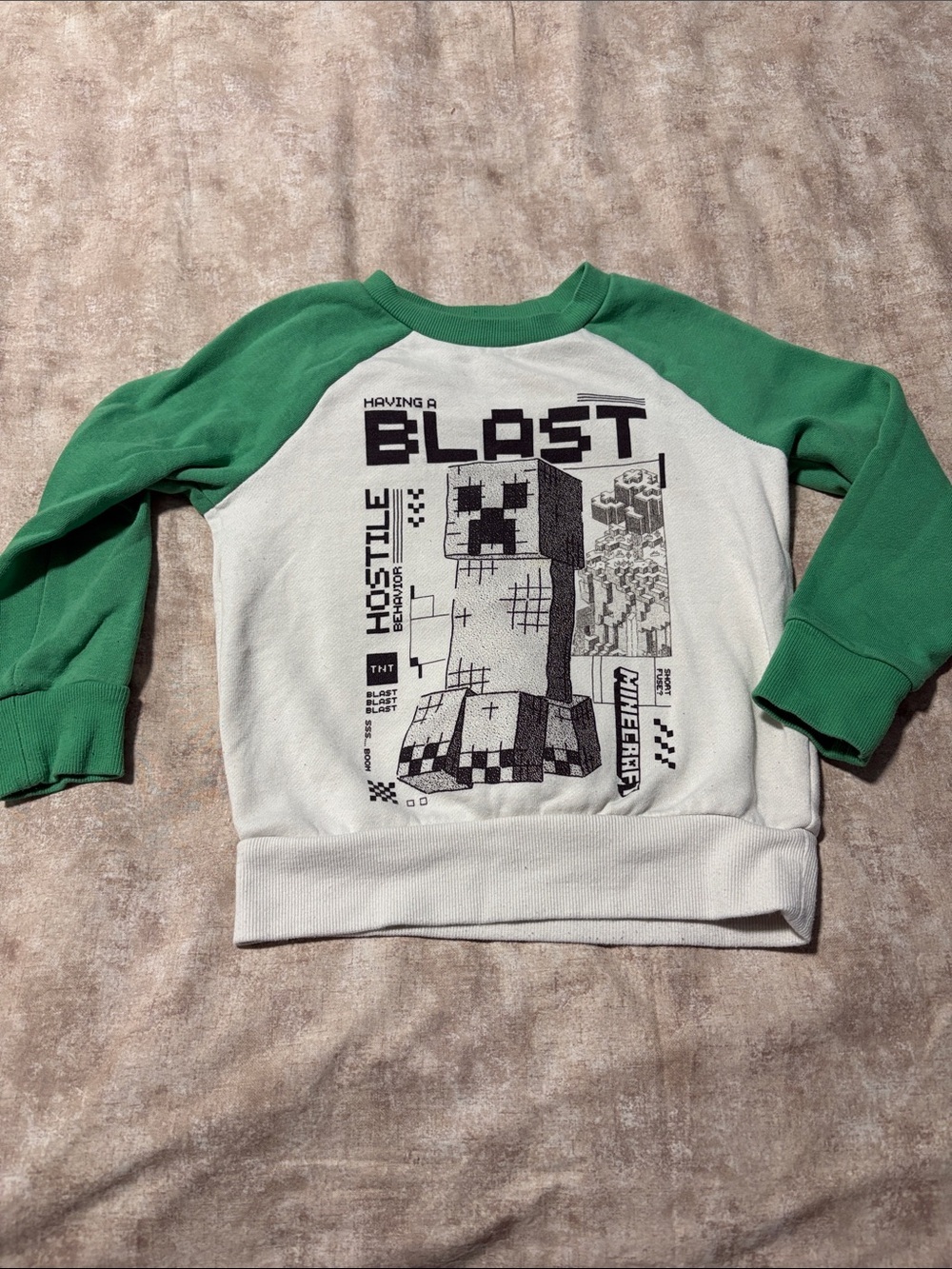 jumping beans White & Green Minecraft Graphic Raglan Sweatshirt